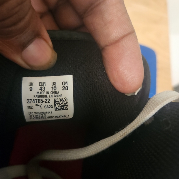 Puma - Picture 3 of 4